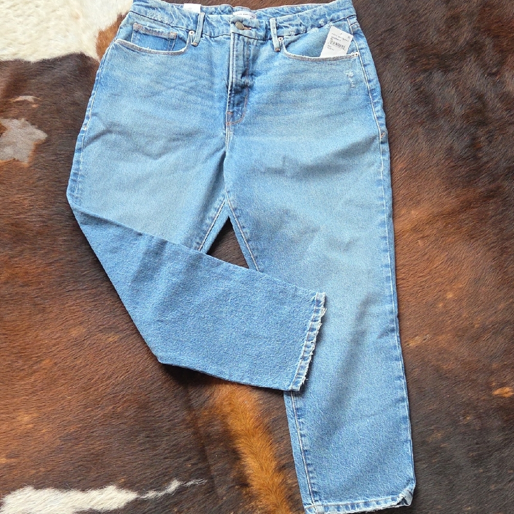 Good American Light Blue Straight Leg Jeans
